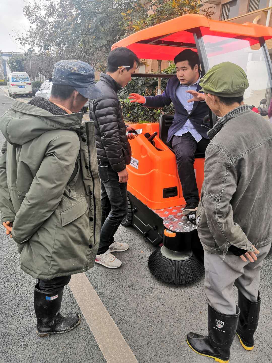廣西掃地機(jī)的優(yōu)點(diǎn)展示